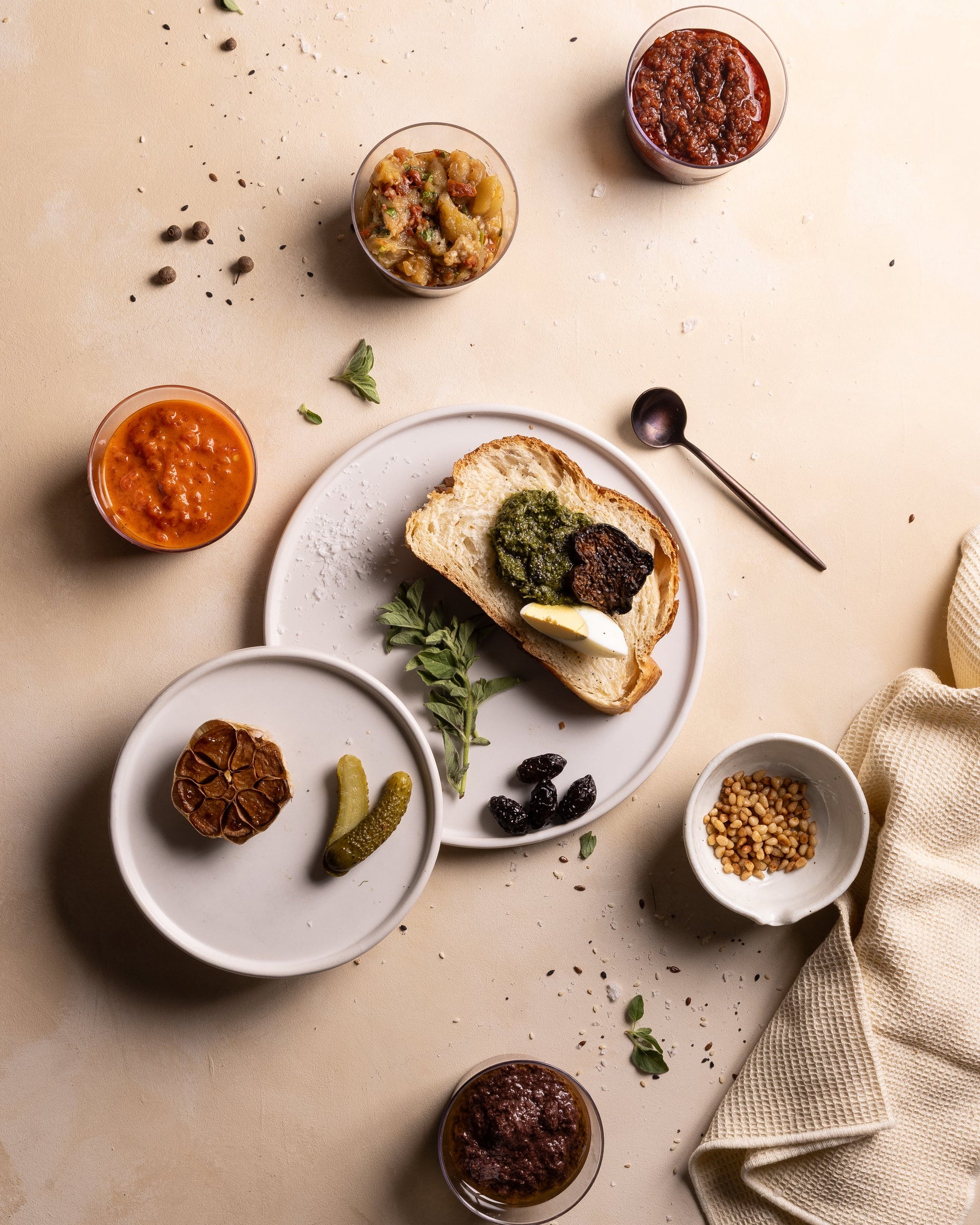 מגש מטבלים טבעוני 6 יחידות