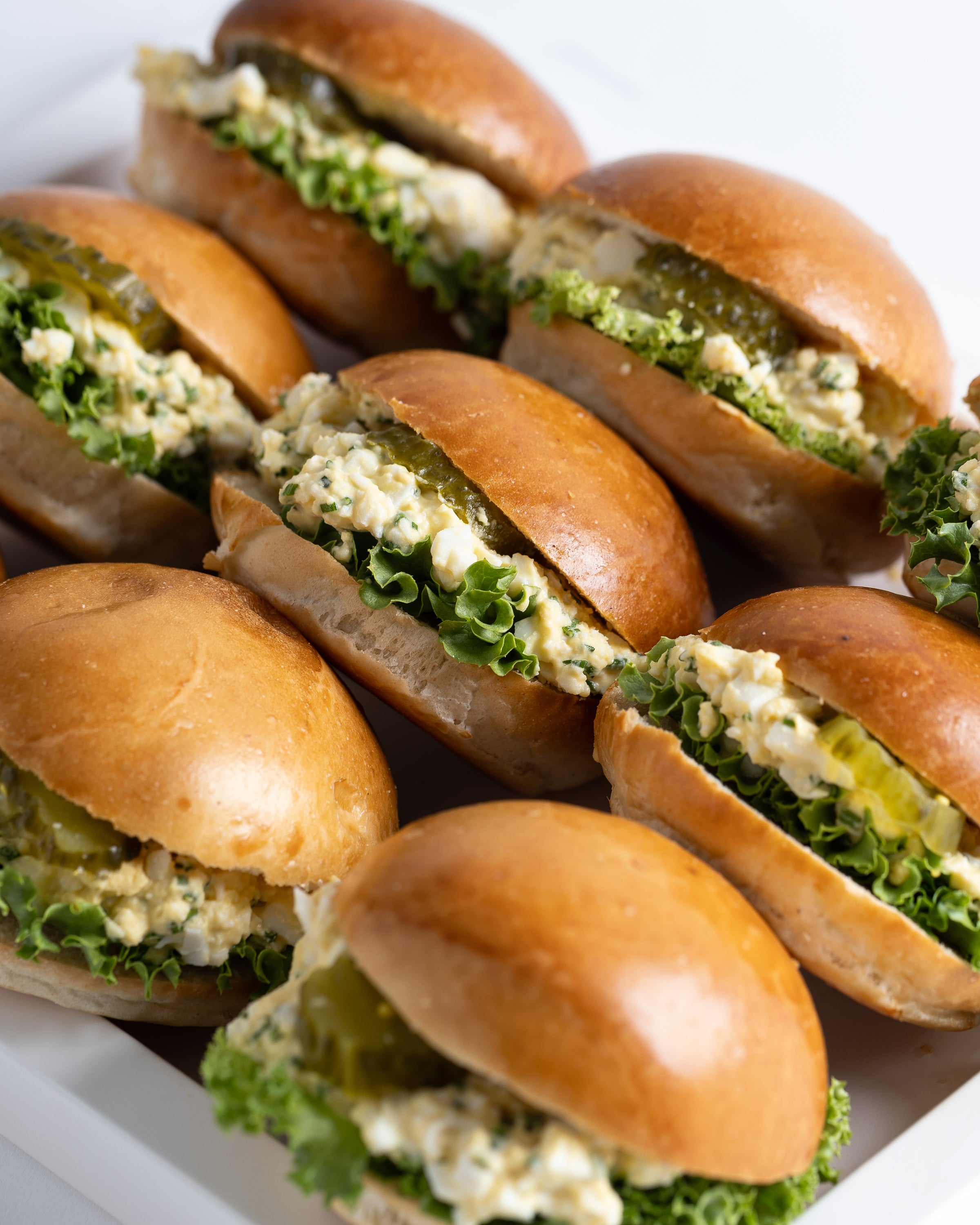 מגש כריכי ביס סלט ביצים 9 יחידות