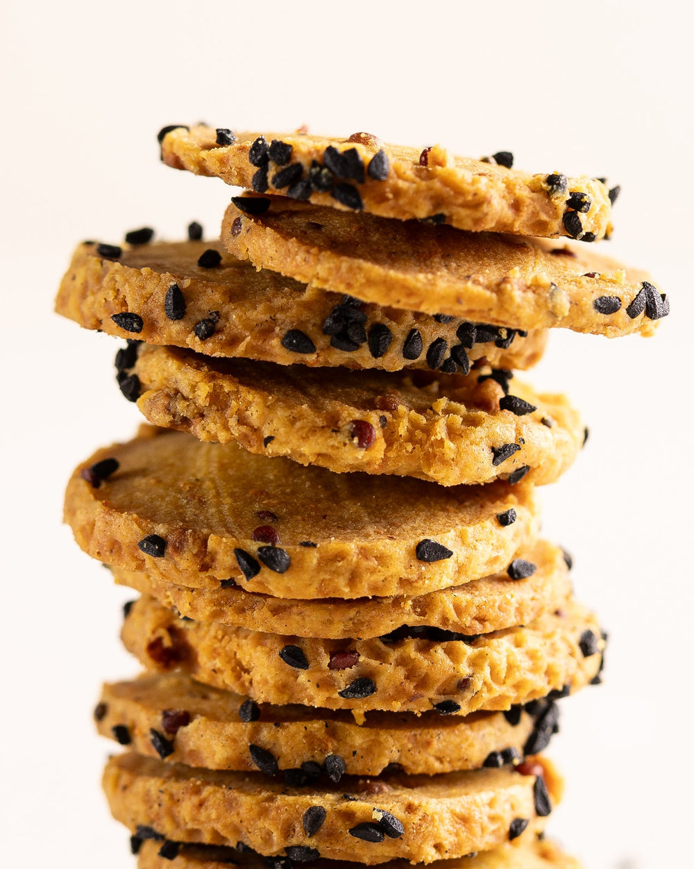 עוגיות מלוחות גבינה וצ'יה