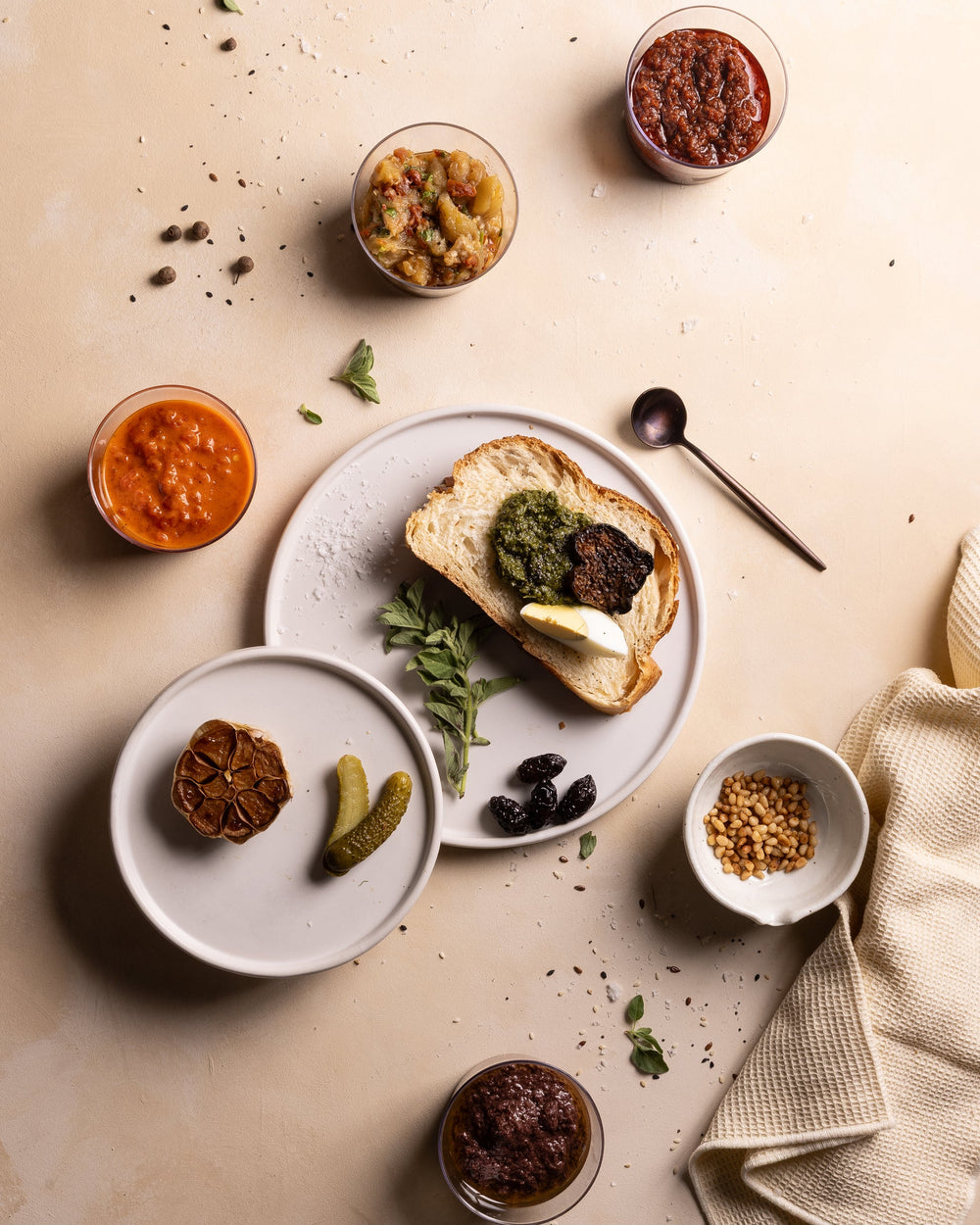 מגש מטבלים טבעוני 6 יחידות