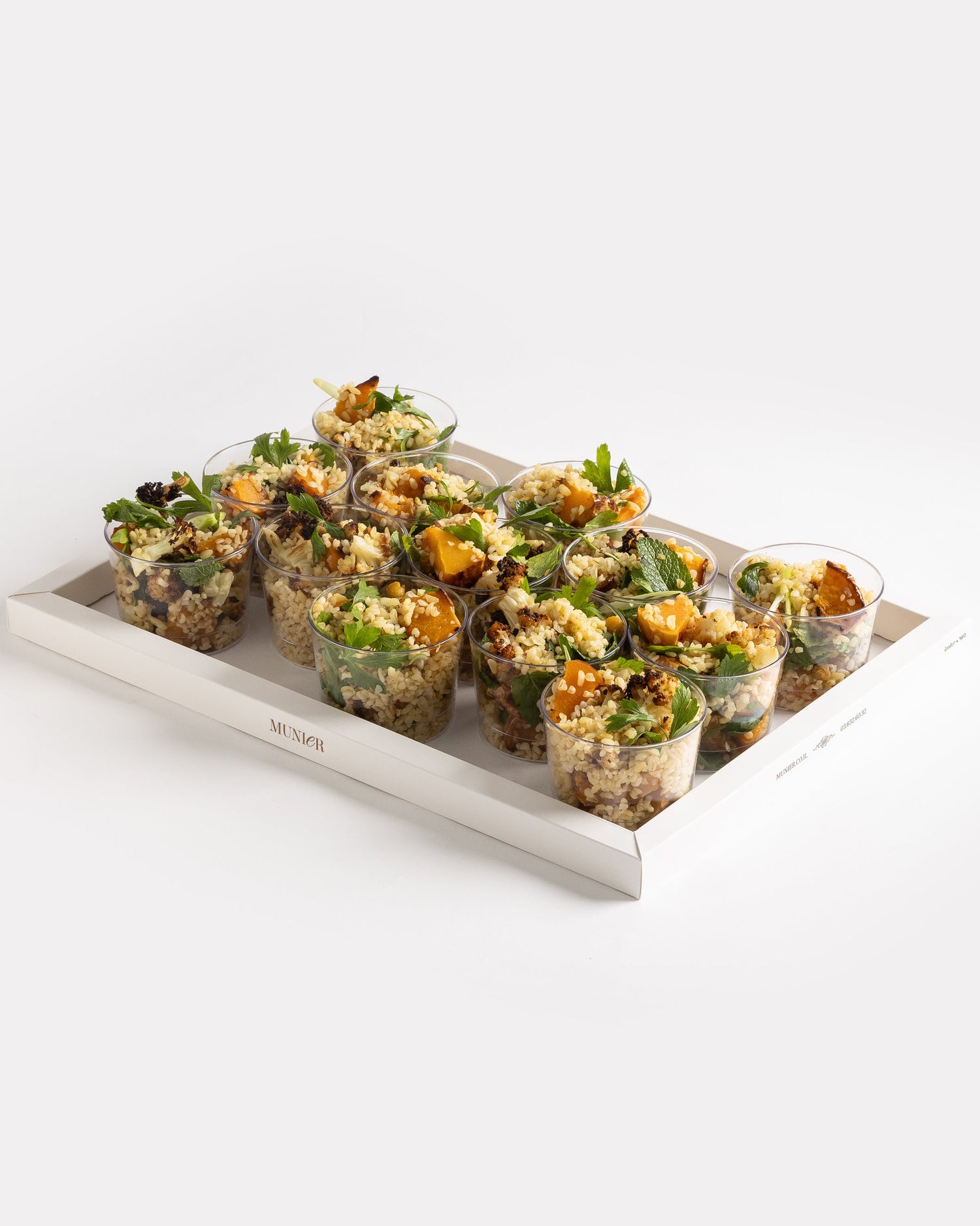 מגש כוסיות סלט פריקי בטטה וכרובית 13 יחידות